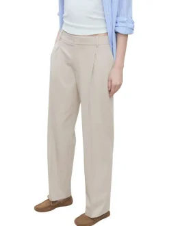 Pantalon chino de couleur beige clair uni avec une coupe droite
