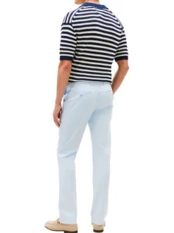 Pantalon chino Denton en coton ciel à coupe droite pourvu de poches plaquées