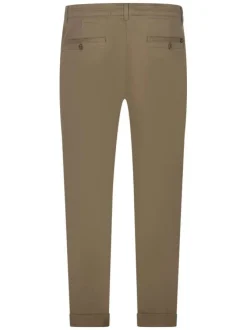 Pantalon chino en coton beige uni avec une coupe regular fit
