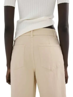 Pantalon chino en coton beige uni pourvu d'une coupe droite