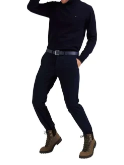 Pantalon chino en coton bleu marine uni avec une coupe regular fit