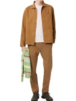 Pantalon chino en coton camel coupe slim pourvu de poches plaquées