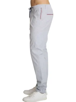 Pantalon chino en coton gris à coupe ajustée pourvu d'une taille élastiquée