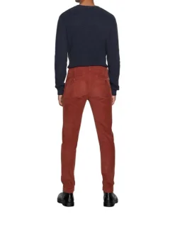 Pantalon Chino en coton rouge uni aspect velours avec deux poches latérales