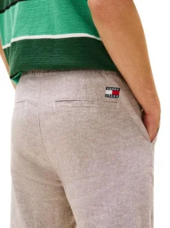 Pantalon Chino en lin et coton taupe uni avec une coupe droite