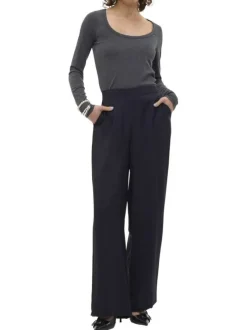 Pantalon chino noir coupe ample pourvu d'une taille élastiquée à l'arrière