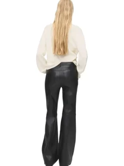 Pantalon chino noir enduit avec une coupe bootcut et 5 poches
