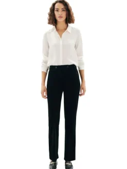 Pantalon Chino noir en maille côtelée pourvu d'une coupe bootcut