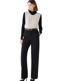 Pantalon chino noir uni avec une coupe bootcut et 2 poches italiennes