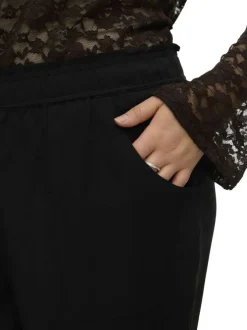 Pantalon Chino noir uni avec une coupe bootcut et une taille élastiquée