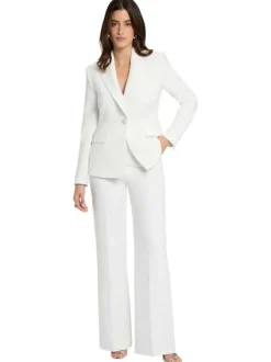 Pantalon chino à plis blanc pourvu d'une coupe bootcut et d'une taille haute