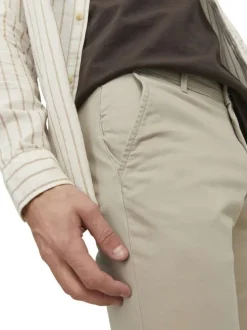 Pantalon chino sable uni en coton avec une coupe slim et 4 poches
