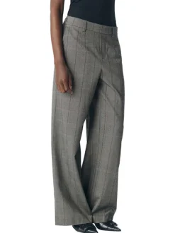 Pantalon chocolat à carreaux avec une coupe flare et une taille élastiquée