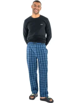 Pantalon de pyjama en coton bleu à carreaux avec une coupe droite