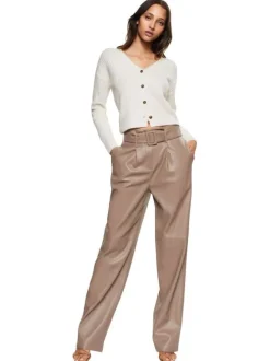 Pantalon Elle taupe en simili cuir avec une coupe droite