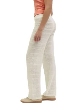 Pantalon en coton blanc uni en maille ajourée pourvu d'un coupe droite