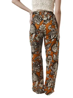 Pantalon en coton caramel imprimé de fleurs avec une coupe bootcut