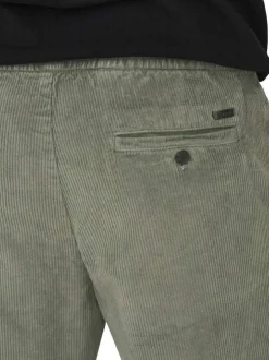Pantalon en coton vert sauge en velours côtelé à coupe regular fit