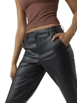 Pantalon en simili cuir noir uni avec une coupe droite et une taille mi-haute