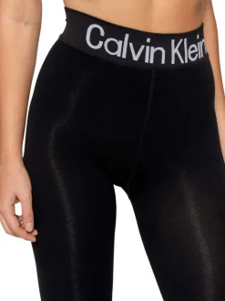 Pantalon Legging noir uni avec une coupe skinny et ceinture élastiquée