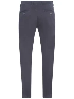 Pantalon marine avec une coupe chino