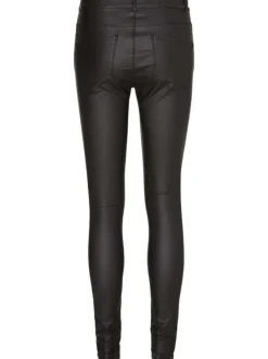 Pantalon noir satiné avec une coupe skinny à fermeture zippée boutonnée