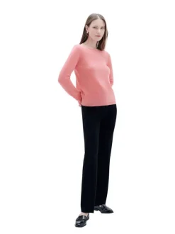 Pantalon noir uni avec une coupe slim et une taille intermédiaire
