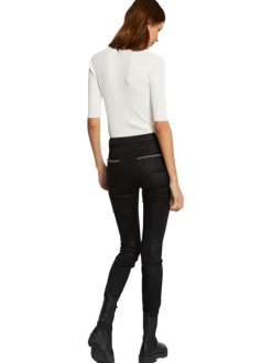 Pantalon 5 Poches noir uni avec des liserés et une coupe slim
