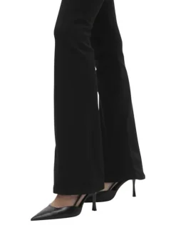 Pantalon 5 poches noir uni avec une coupe flare et une taille mi-haute