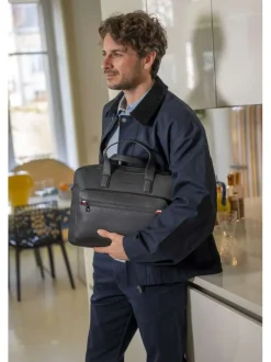 Parka en coton biologique marine uni avec une coupe ajustée et un col à revers