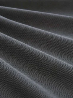 Polo anthracite uni pourvu d'une coupe droite et de manches courtes