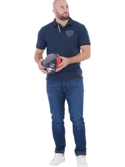 Polo bleu en maille piquée avec une coupe droite et un col à revers