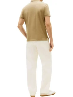 Polo en coton biologique beige à coupe droite pourvu d'un col à revers