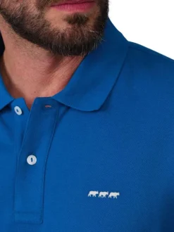 Polo en coton biologique bleu canard uni avec une coupe droite