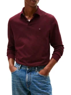 Polo en coton biologique bordeaux avec un col à rabats et des manches courtes