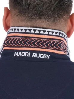 Polo en coton biologique marine uni pourvu d'une coupe droite