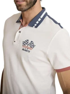 Polo en coton blanc à coupe droite pourvu d'un col boutonné marine