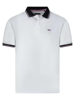 Polo en coton blanc uni pourvu d'un col boutonné et d'une coupe droite