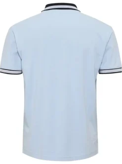 Polo en coton bleu ciel à détails bleus marine uni à coupe droite avec une poche