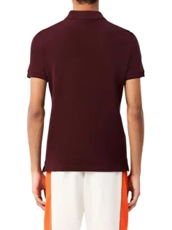Polo en coton bordeaux uni avec une coupe cintrée et un col boutonné
