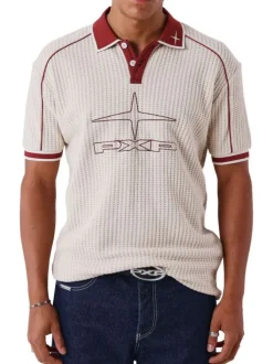 Polo en coton écru avec logo à coupe droite et à col boutonné