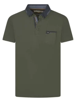 Polo en coton kaki uni à coupe regular fit et à col américain avec une poche