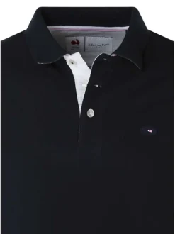 Polo en coton marine uni pourvu d'une coupe droite et d'un col boutonné