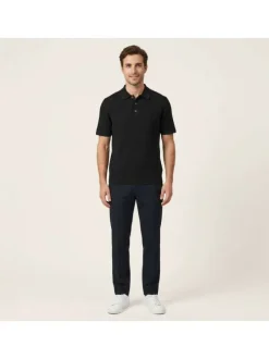 Polo en coton mélangé noir pourvu d'un col boutonnée et de manches courtes