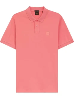 Polo en coton rose à coupe droite pourvu d'un col côtelé boutonné