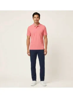 Polo en coton rose à coupe droite pourvu d'un col côtelé boutonné
