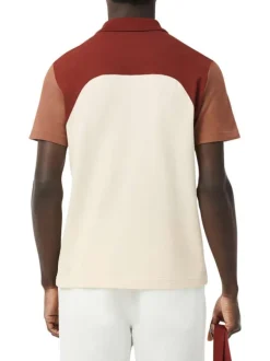 Polo en coton tricolore avec une coupe droite et un col à revers