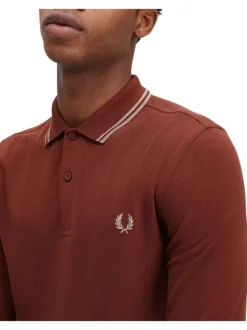 Polo en maille piquée camel à col à revers boutonné et à manches longues