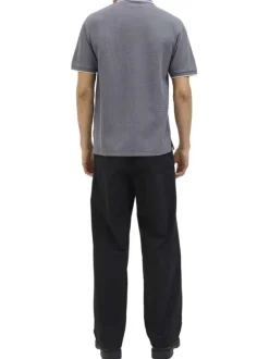Polo gris Austin en maille piquée à coupe droite avec des manches courtes