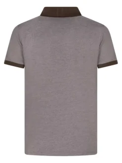 Polo marron chiné avec une coupe regular fit et le logo brodé en petit